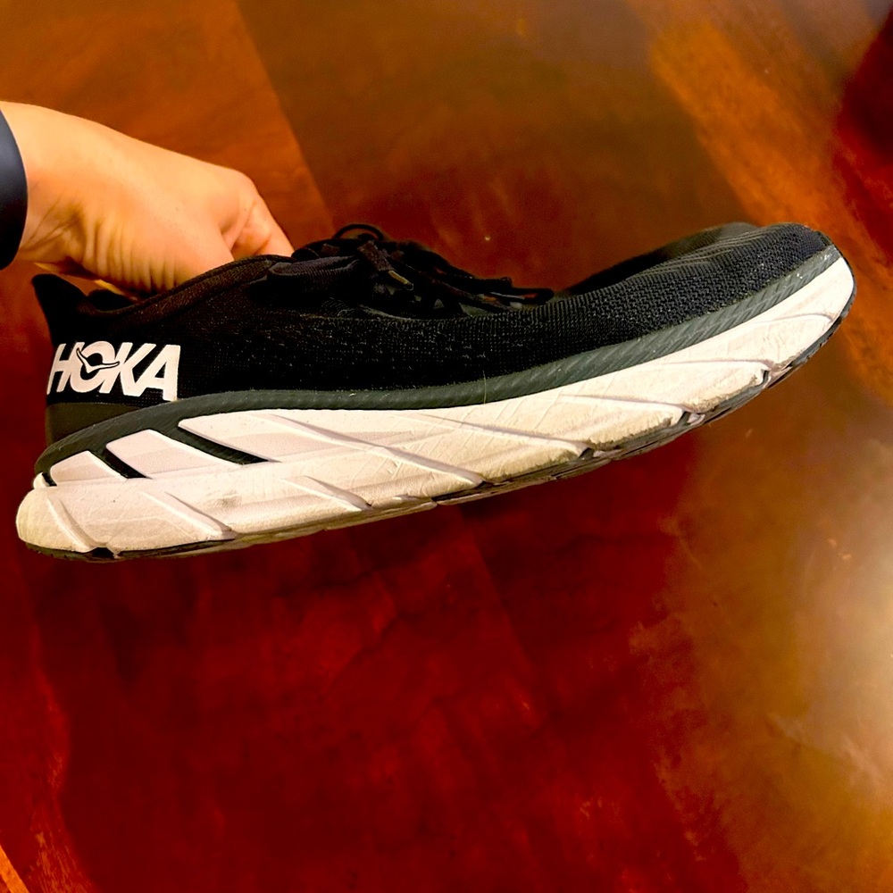 Men Hoka Clifton 7 Size 8.5
